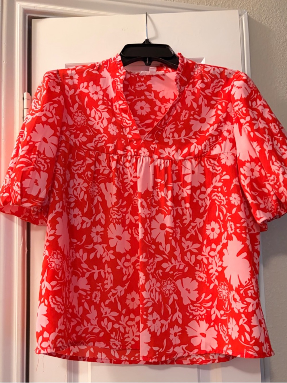 THML Red & Pink Floral Split-Neck Blouse